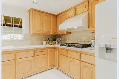 5506 Century Park Way, San Jose, CA 95111 - Photo 43