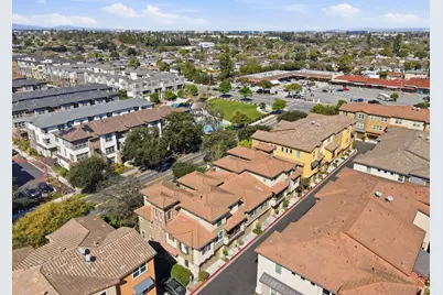 580 De Guigne Dr, Sunnyvale, CA 94085 - Photo 35