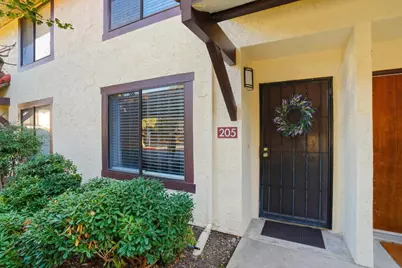 205 Del Valle Cir, El Sobrante, CA 94803 - Photo 3