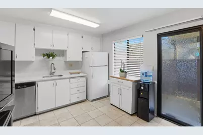 205 Del Valle Cir, El Sobrante, CA 94803 - Photo 11