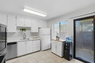 205 Del Valle Cir, El Sobrante, CA 94803 - Photo 11