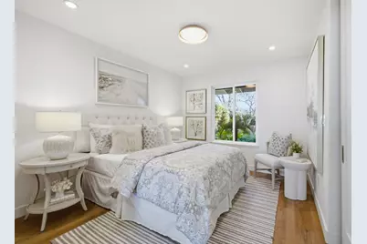 572 Seahorse Ln, Redwood Shores, CA 94065 - Photo 23