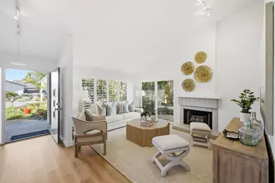 572 Seahorse Ln, Redwood Shores, CA 94065 - Photo 3