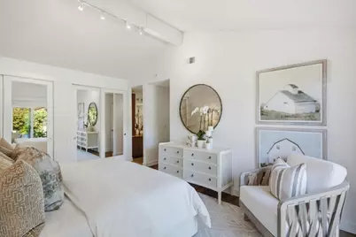 572 Seahorse Ln, Redwood Shores, CA 94065 - Photo 17