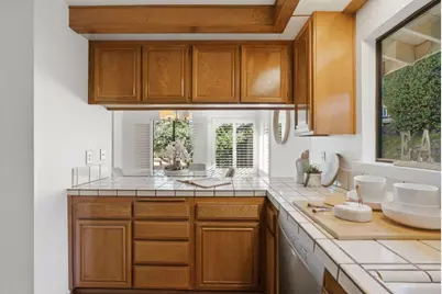 17 Azalea Ln, San Carlos, CA 94070 - Photo 9