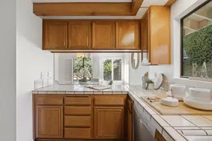 17 Azalea Ln, San Carlos, CA 94070 - Photo 9