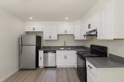 8275 Westwood Dr, Gilroy, CA 95020 - Photo 9