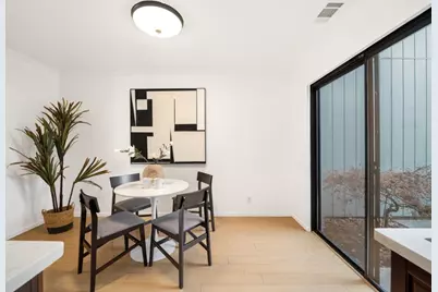 7518 Rosedale Ct, Pleasanton, CA 94588 - Photo 15