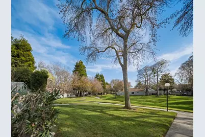 7518 Rosedale Ct, Pleasanton, CA 94588 - Photo 25