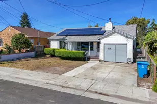 1537 Cypress Ave, San Mateo, CA 94401 - Photo 3