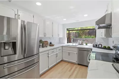 3528 Broadview Ct, San Mateo, CA 94403 - Photo 11