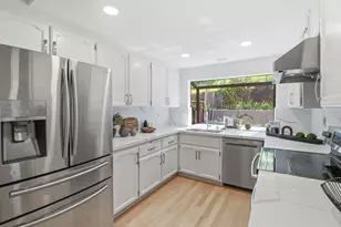 3528 Broadview Ct, San Mateo, CA 94403 - Photo 11