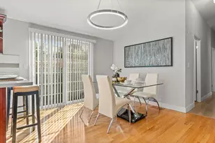 14355 La Rinconada Dr, Los Gatos, CA 95032 - Photo 17