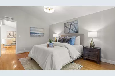 14355 La Rinconada Dr, Los Gatos, CA 95032 - Photo 19