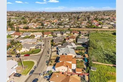 6245 Pantano Dr, Sacramento, CA 95824 - Photo 33