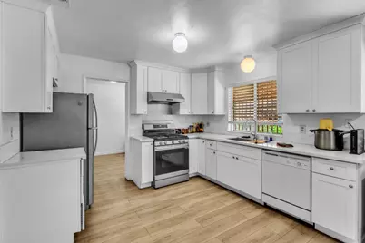 6245 Pantano Dr, Sacramento, CA 95824 - Photo 7