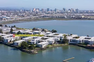 8 Commodore Dr C457, Emeryville, CA 94608 - Photo 31