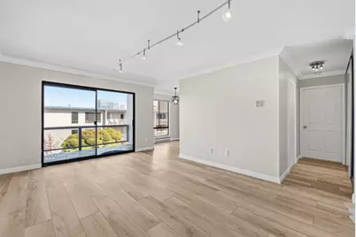 8 Commodore Dr C457, Emeryville, CA 94608 - Photo 3