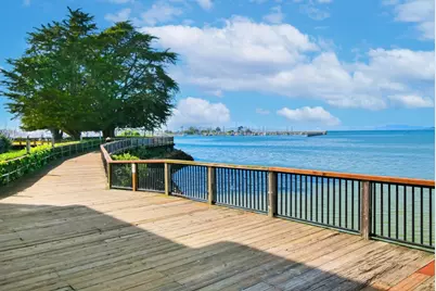 8 Commodore Dr C457, Emeryville, CA 94608 - Photo 33