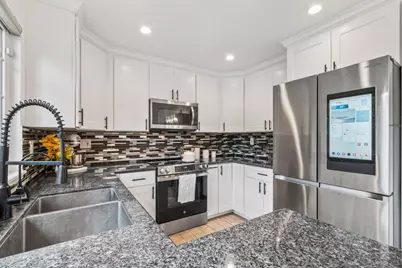 2456 Kenoga Dr, San Jose, CA 95121 - Photo 9