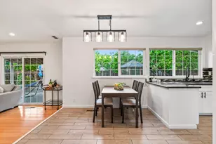 2456 Kenoga Dr, San Jose, CA 95121 - Photo 5