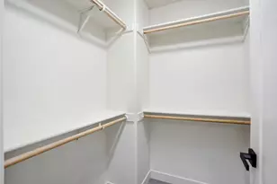 381 Honeybell St, Los Banos, CA 93635 - Photo 35