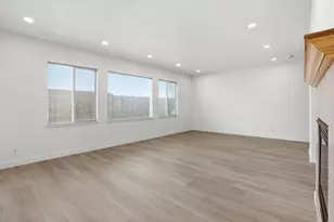 381 Honeybell St, Los Banos, CA 93635 - Photo 9