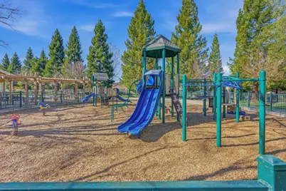 7656 Hackett Dr, Gilroy, CA 95020 - Photo 83