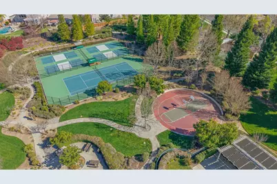 7656 Hackett Dr, Gilroy, CA 95020 - Photo 79