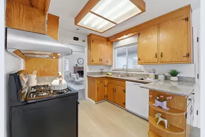 2767 Winchester Dr, Hayward, CA 94541 - Photo 13