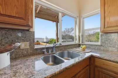 26854 Grandview Ave, Hayward, CA 94542 - Photo 23