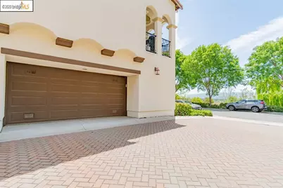 554 Dovecote Ln 2, Livermore, CA 94551 - Photo 3