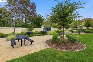 554 Dovecote Ln 2, Livermore, CA 94551 - Photo 57