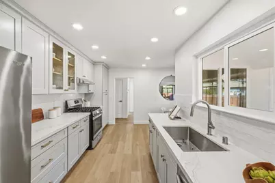 239 Prague St, San Mateo, CA 94401 - Photo 19