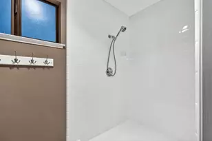 913 Ridgemark Dr, Hollister, CA 95023 - Photo 29