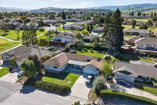 913 Ridgemark Dr, Hollister, CA 95023 - Photo 53