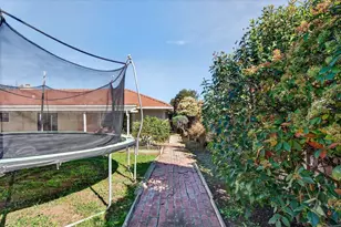 913 Ridgemark Dr, Hollister, CA 95023 - Photo 45