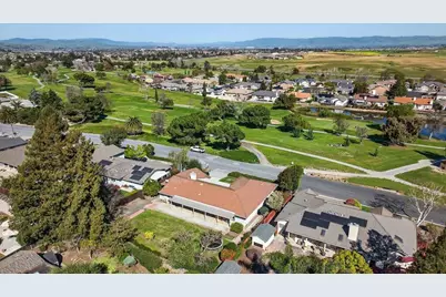 913 Ridgemark Dr, Hollister, CA 95023 - Photo 55