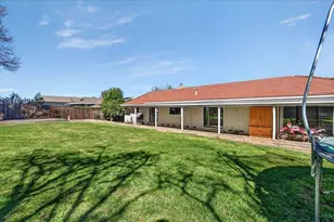 913 Ridgemark Dr, Hollister, CA 95023 - Photo 43