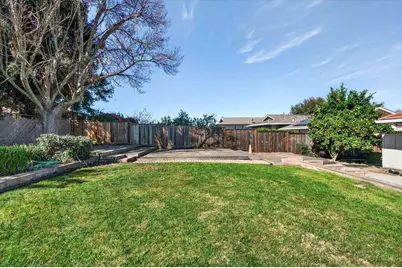 913 Ridgemark Dr, Hollister, CA 95023 - Photo 47