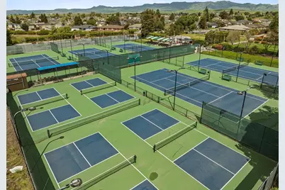 913 Ridgemark Dr, Hollister, CA 95023 - Photo 69