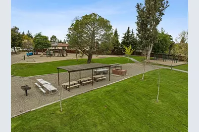 913 Ridgemark Dr, Hollister, CA 95023 - Photo 71