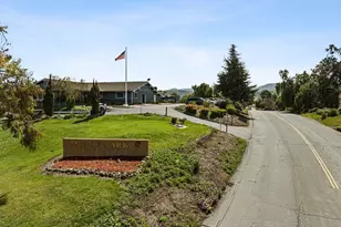 913 Ridgemark Dr, Hollister, CA 95023 - Photo 61