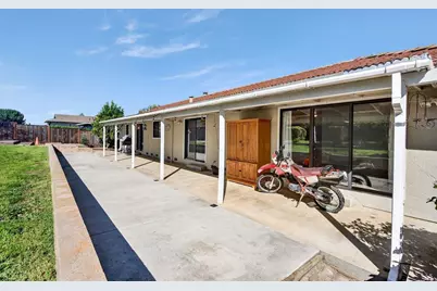 913 Ridgemark Dr, Hollister, CA 95023 - Photo 47