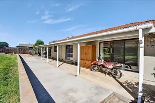 913 Ridgemark Dr, Hollister, CA 95023 - Photo 47