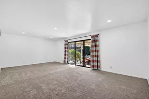 913 Ridgemark Dr, Hollister, CA 95023 - Photo 23