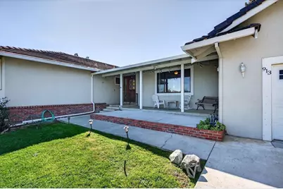 913 Ridgemark Dr, Hollister, CA 95023 - Photo 3