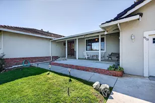 913 Ridgemark Dr, Hollister, CA 95023 - Photo 3