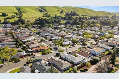 31355 Hugh Way, Hayward, CA 94544 - Photo 25