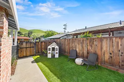 31355 Hugh Way, Hayward, CA 94544 - Photo 23